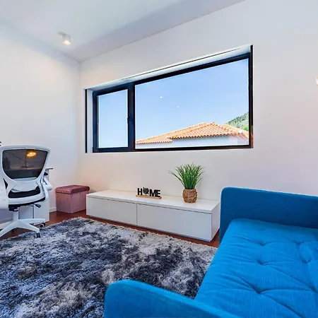 Serenity By The Sea Apartment *