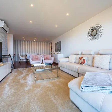 Serenity By The Sea *