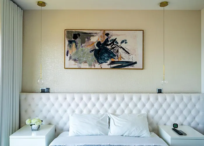 Serenity By The Sea *